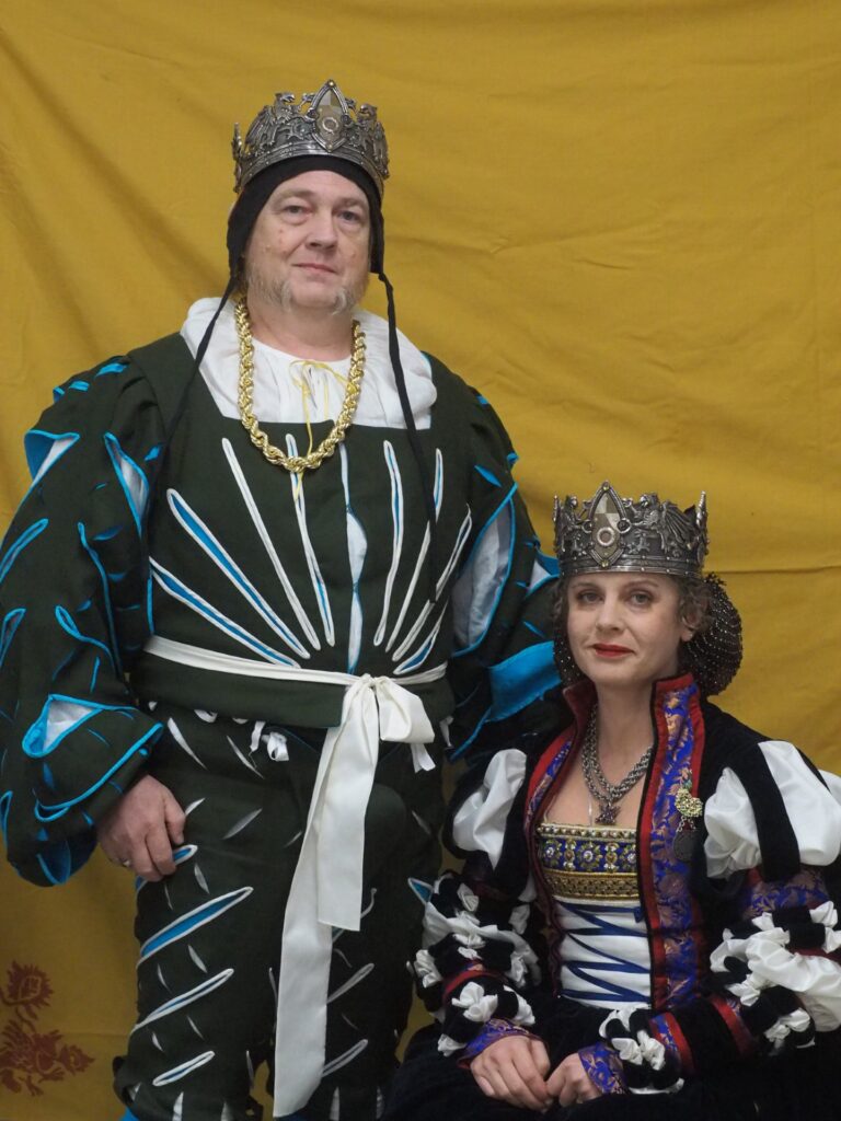 Their Majesties Aiden and Issabbella